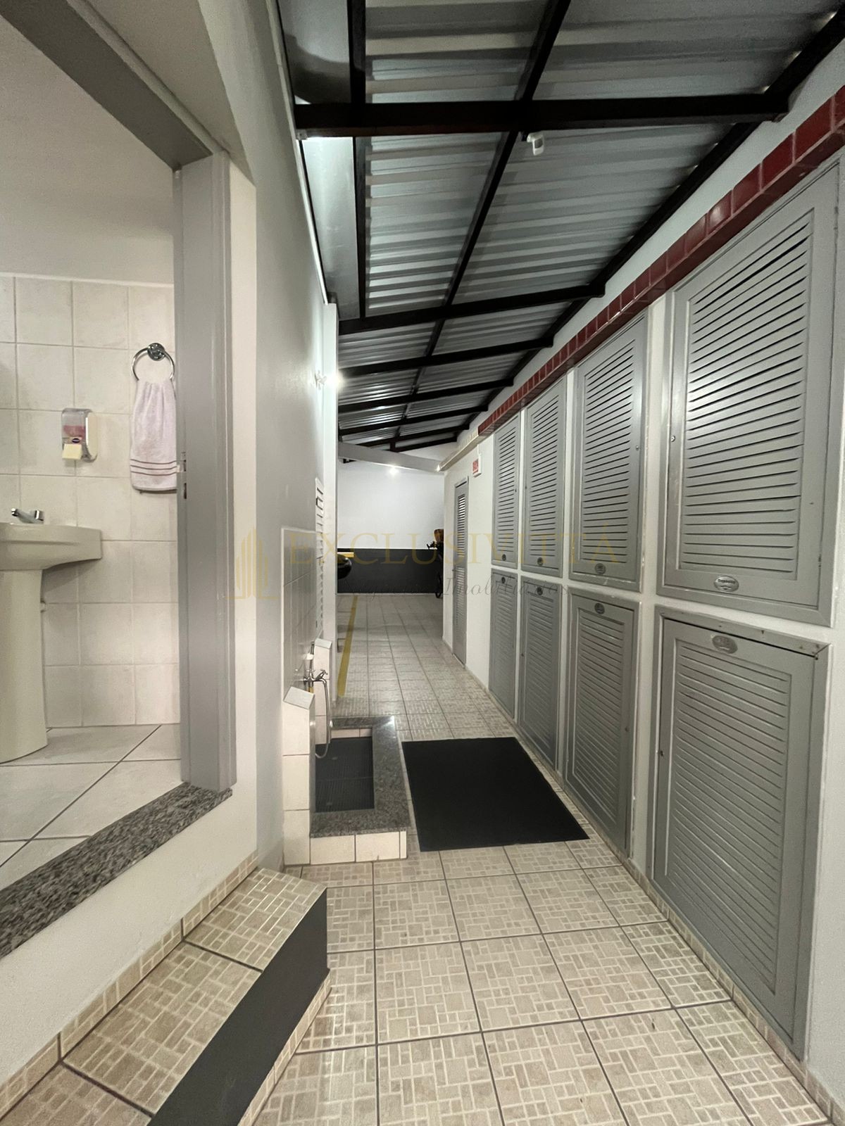 Apartamento Semimobiliado à Venda Conforto e Tranquilidade a 700 Metros da Praia!