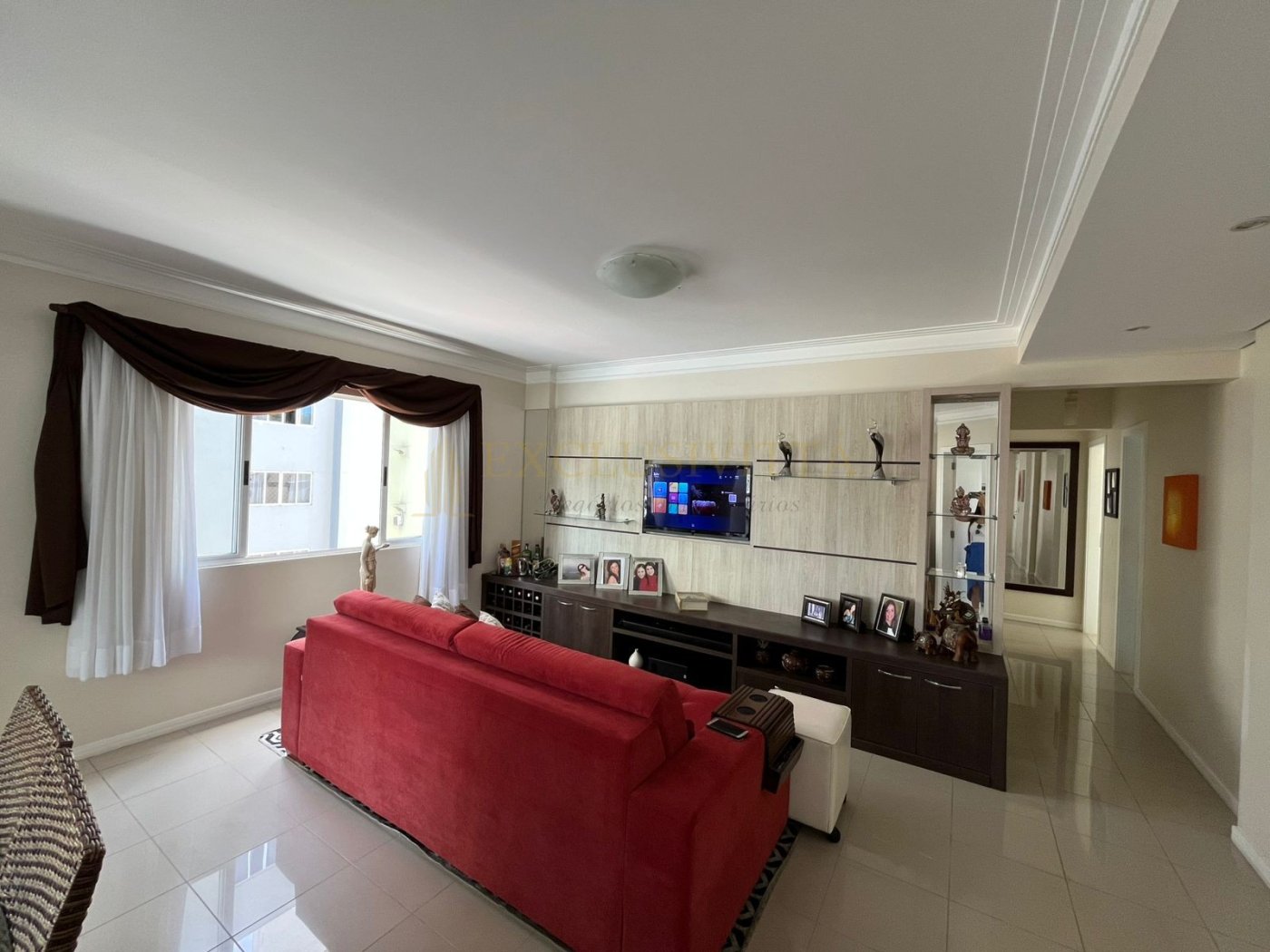 Apartamento Semimobiliado à Venda Conforto e Tranquilidade a 700 Metros da Praia!