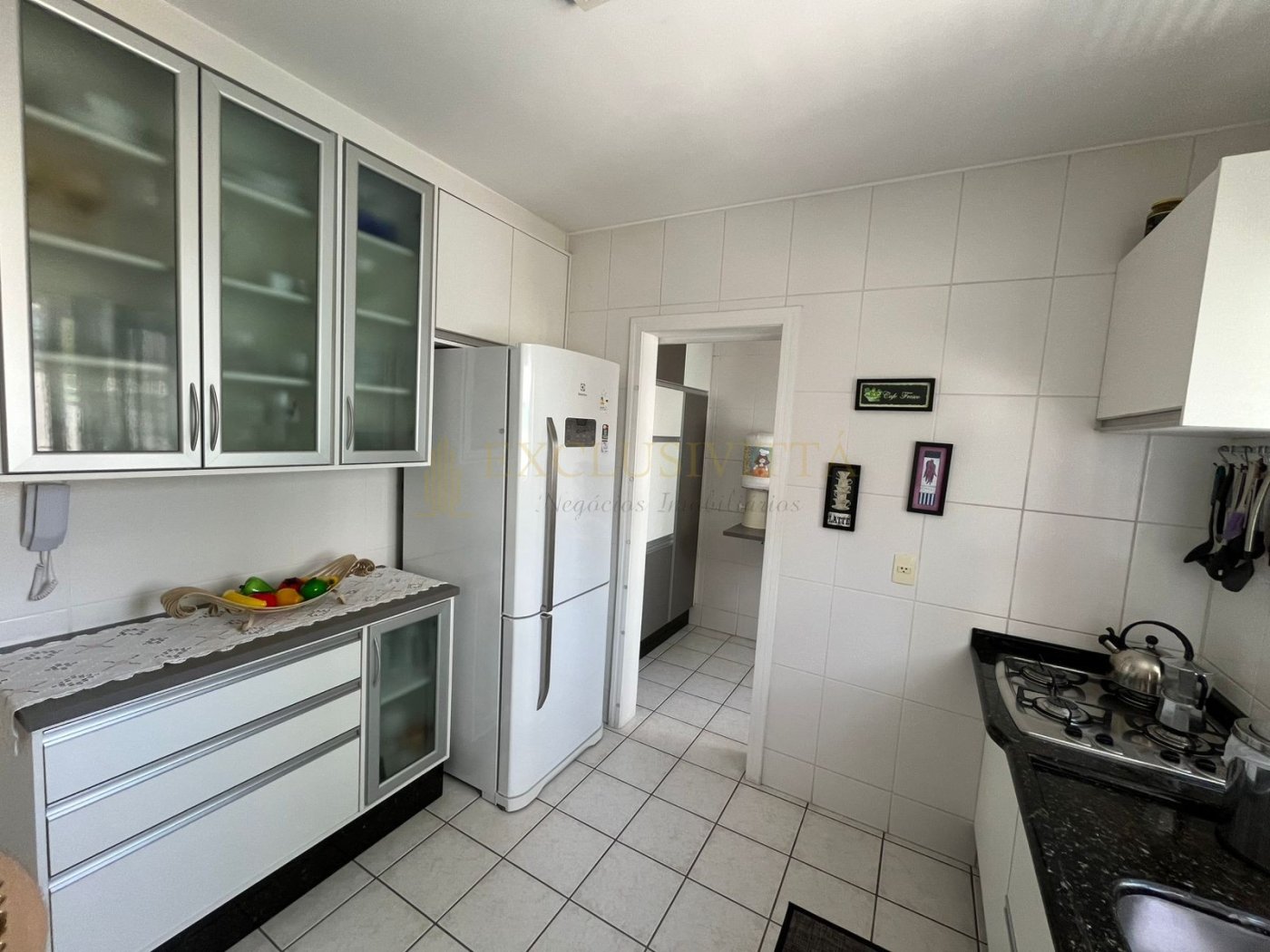 Apartamento Semimobiliado à Venda Conforto e Tranquilidade a 700 Metros da Praia!
