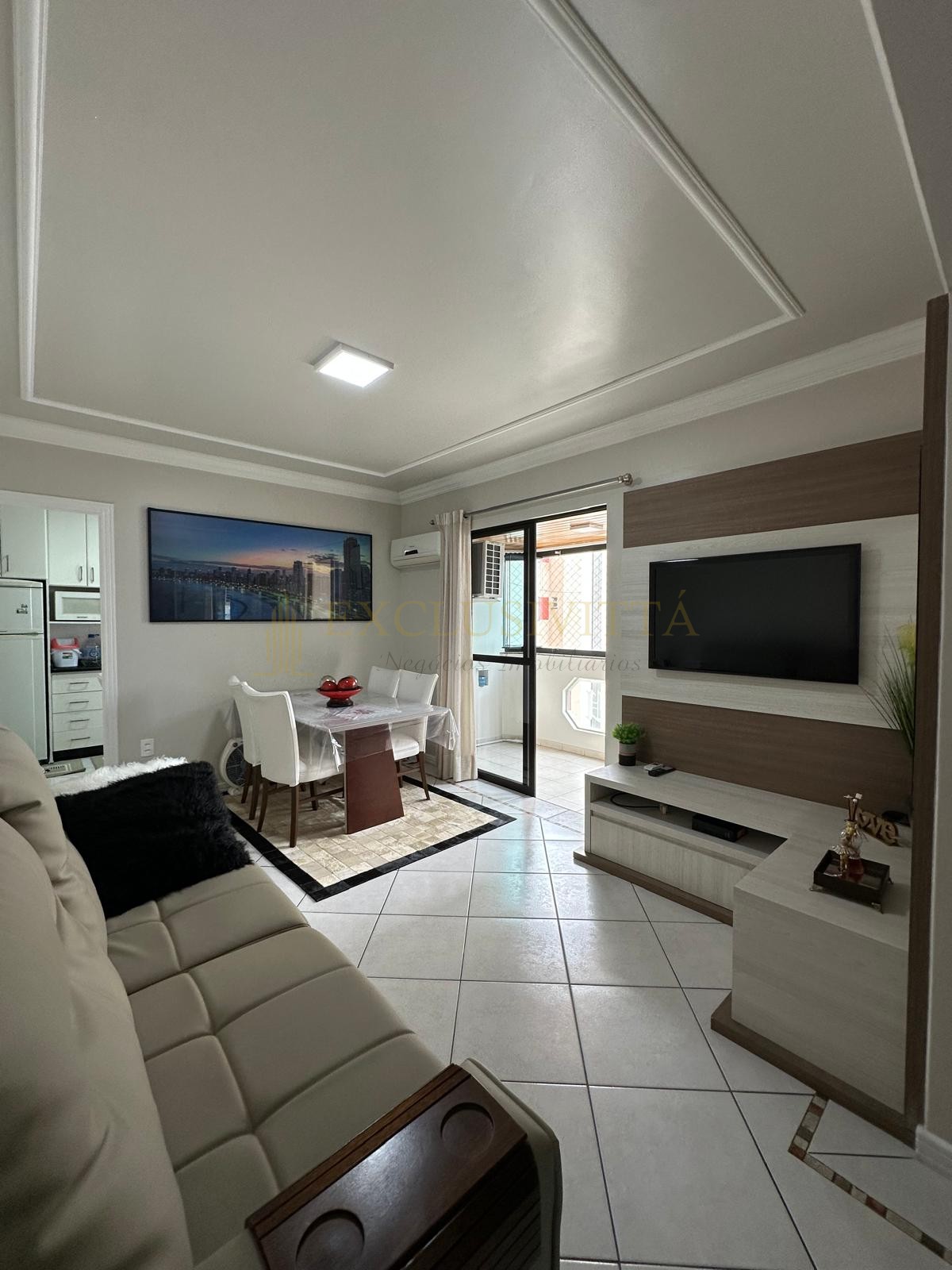 Apartamento 2 quartos para Venda no bairro Centro em Balneário Camboriú