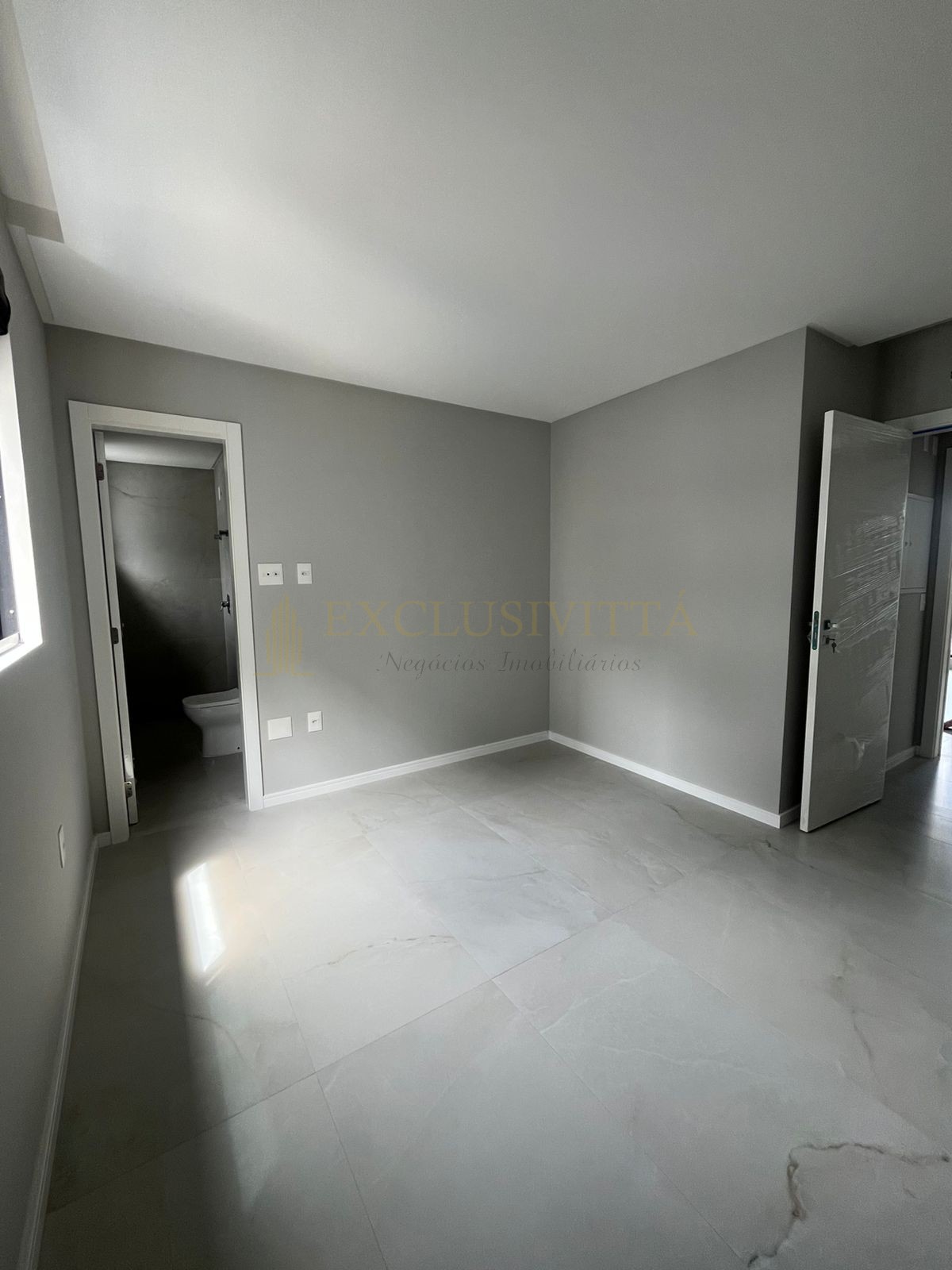 Apartamento 3 suítes para Venda no bairro Centro em Balneário Camboriú
