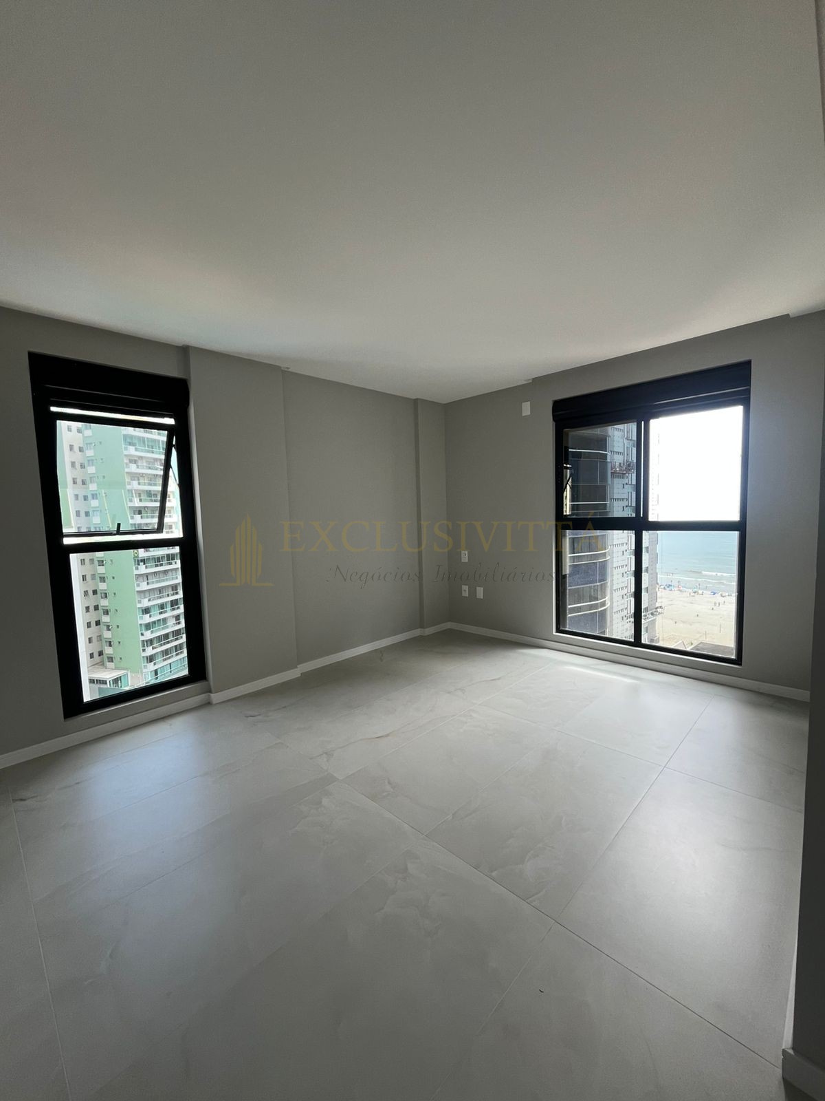 Apartamento 3 suítes para Venda no bairro Centro em Balneário Camboriú