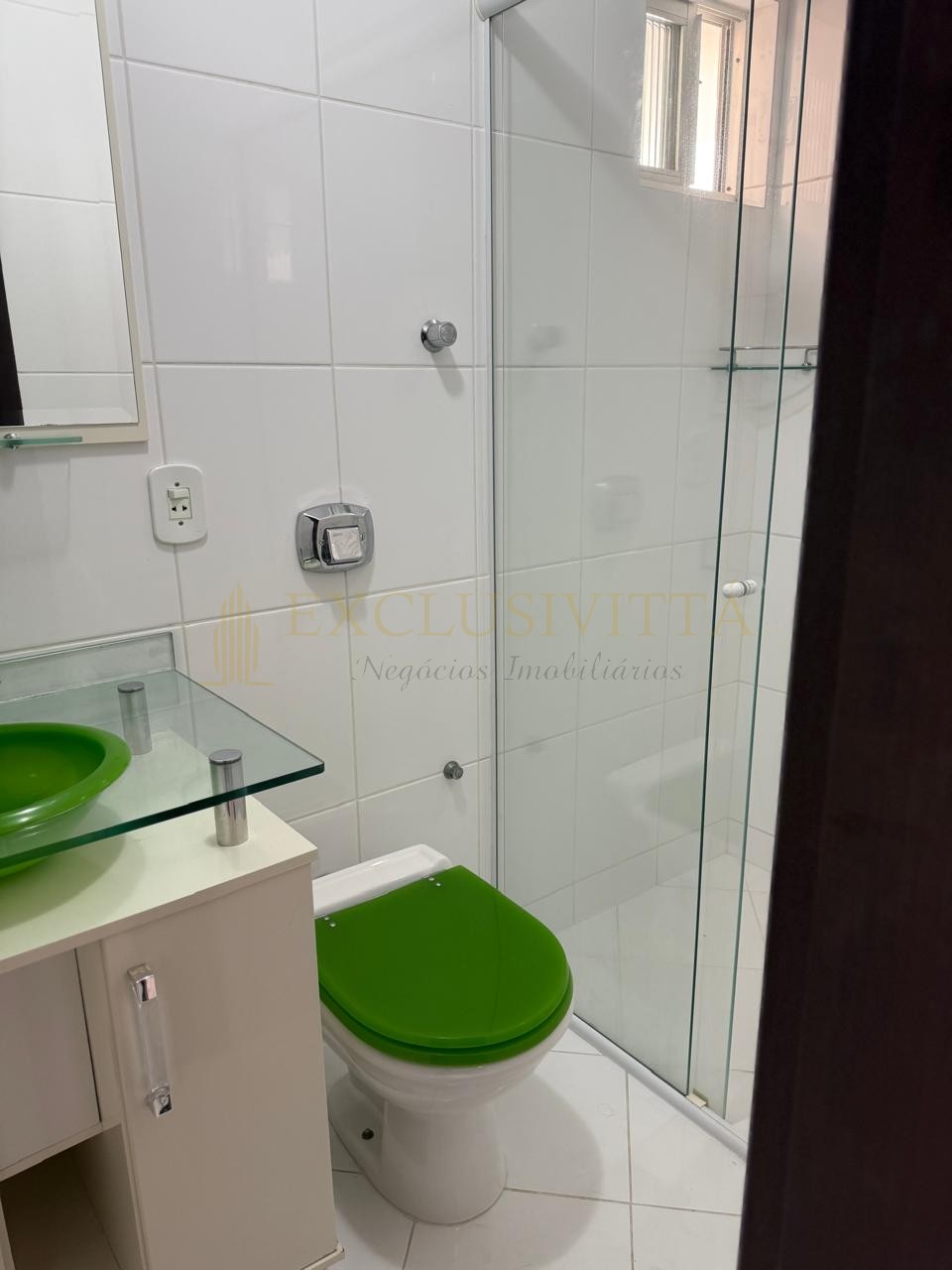 Apartamento com dois quartos em ótima localizaçao