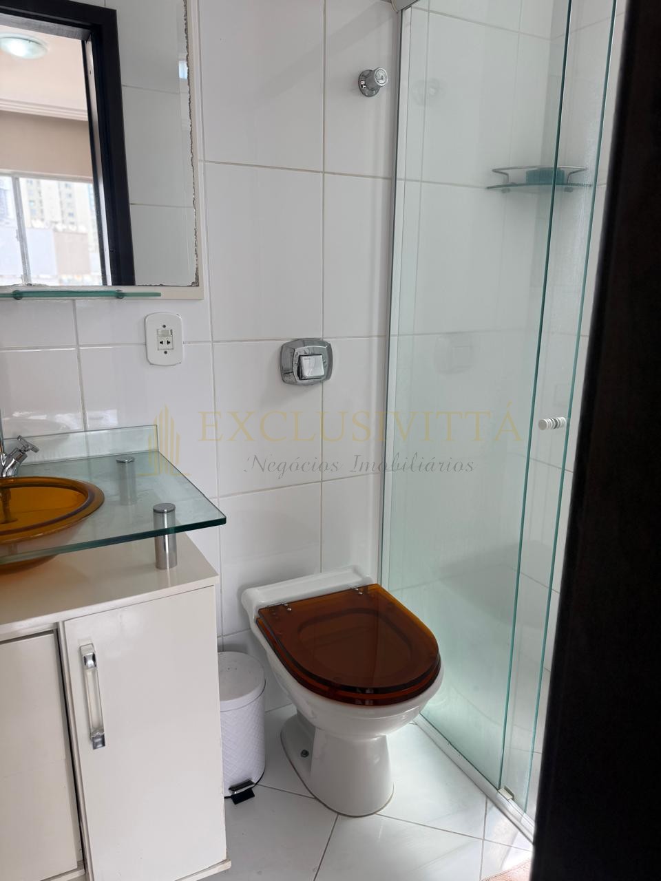 Apartamento com dois quartos em ótima localizaçao