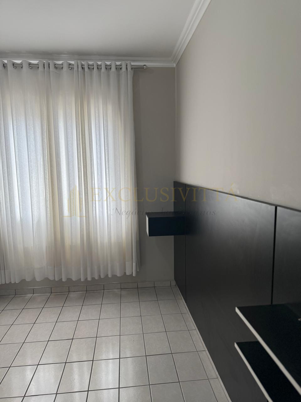 Apartamento com dois quartos em ótima localizaçao