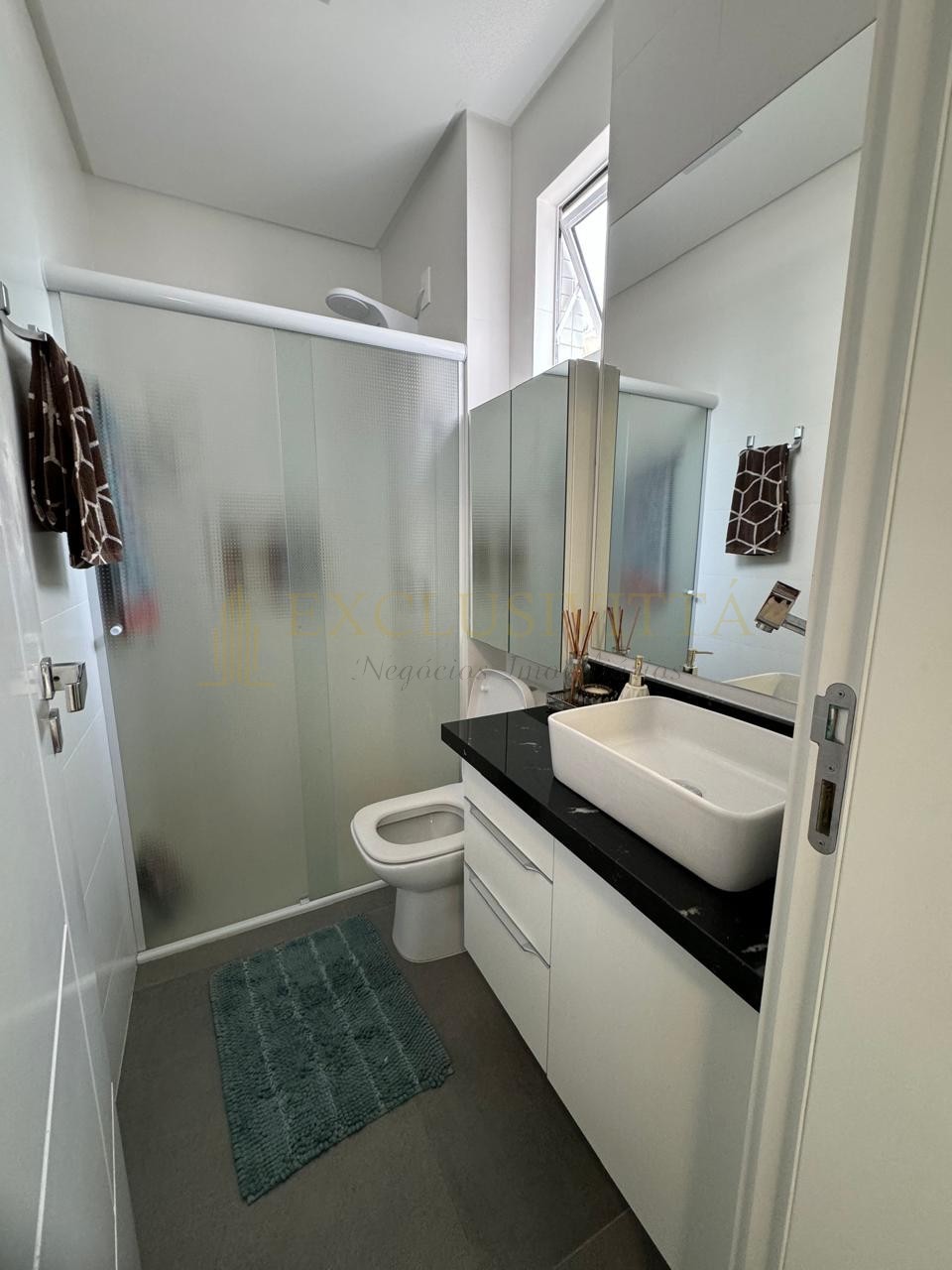 Lindo apartamento com 3 suítes a venda na área mais procurada de Balneário Camboriú