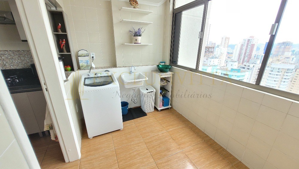 Apartamento QUADRA MAR a venda na Barra Sul de Balneário Camboriú